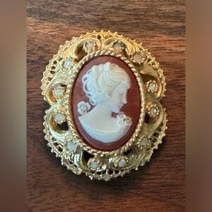 R.J.Graziano Ornate Cameo and Austrian Crystal Gold Plated Brooch and Pendant 2"